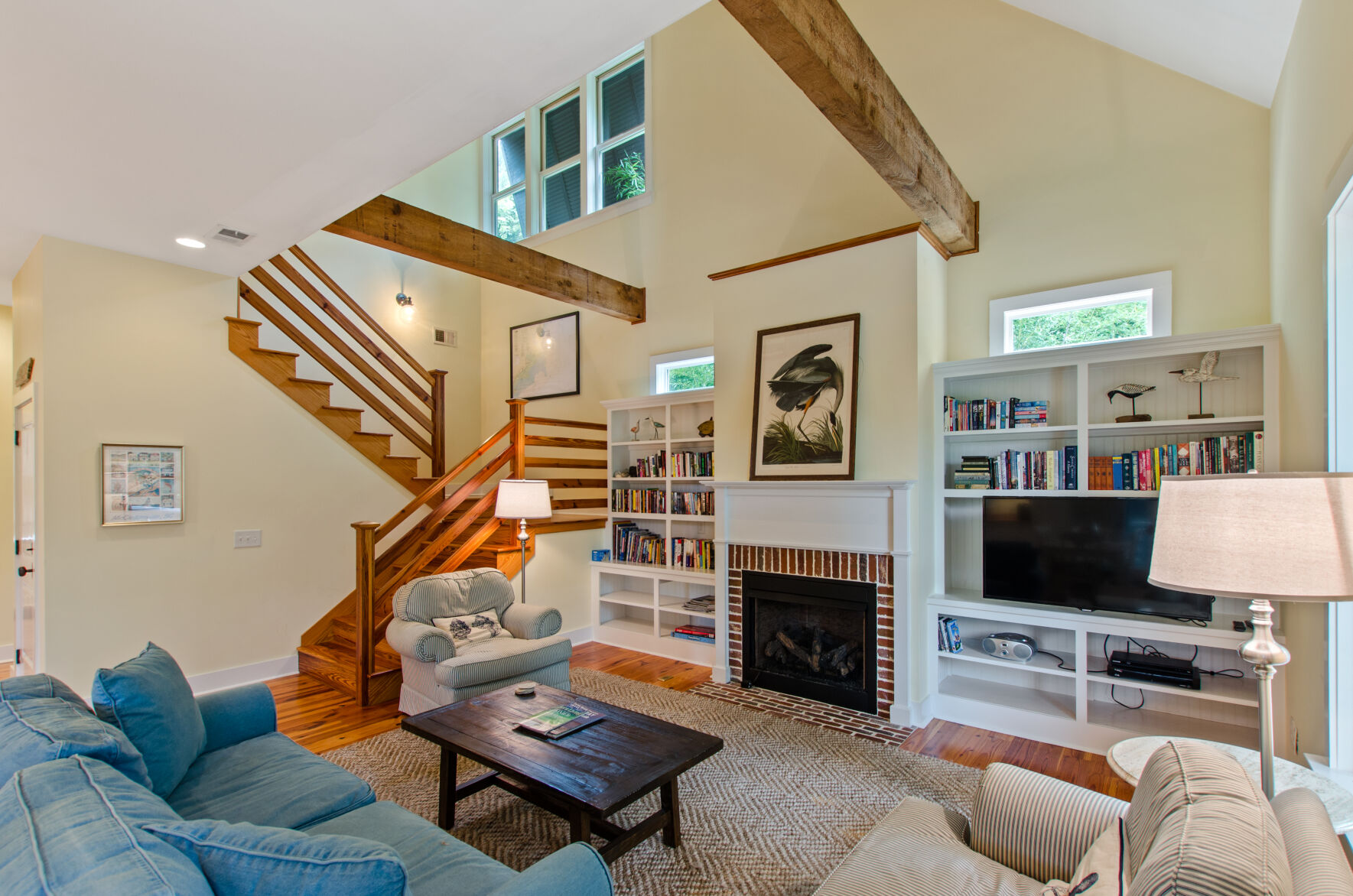 820 Pickney LR